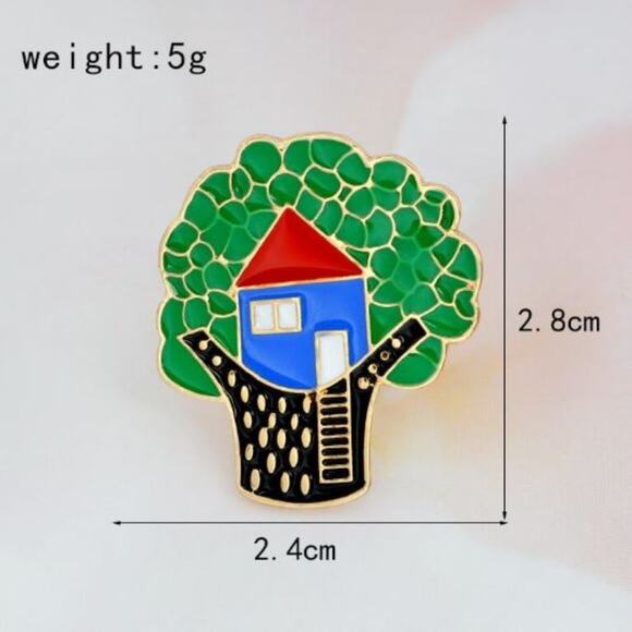 Tree House Pin Brooch Treehouse - Picture 2 of 3